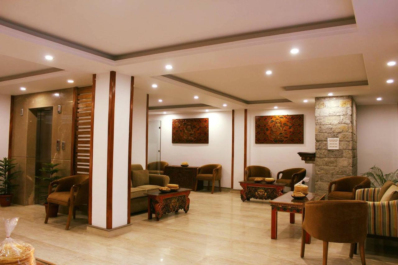 The Denzong Shangrila Gangtok Exteriör bild