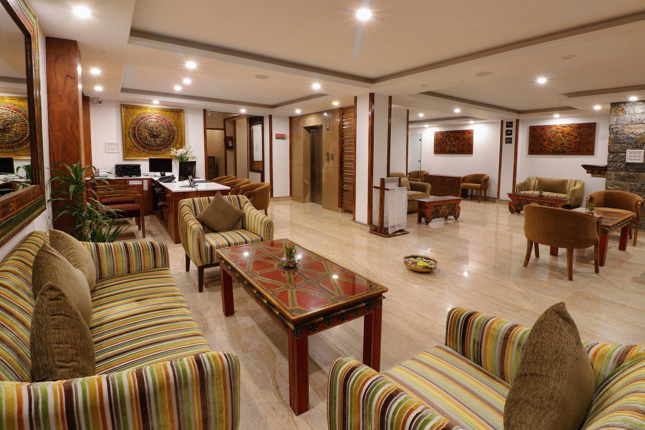 The Denzong Shangrila Gangtok Exteriör bild